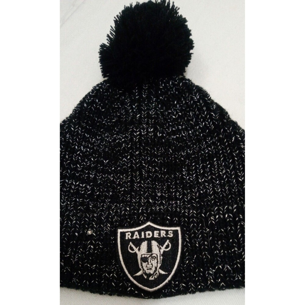 RAIDERS Light Up Beanie NFL Black Silver Sparkle LA Oakland Las Vegas Pom WORKS! - Picture 4 of 9